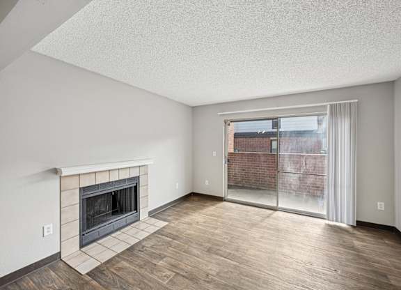 Greensview in Aurora CO Colonial Living Room