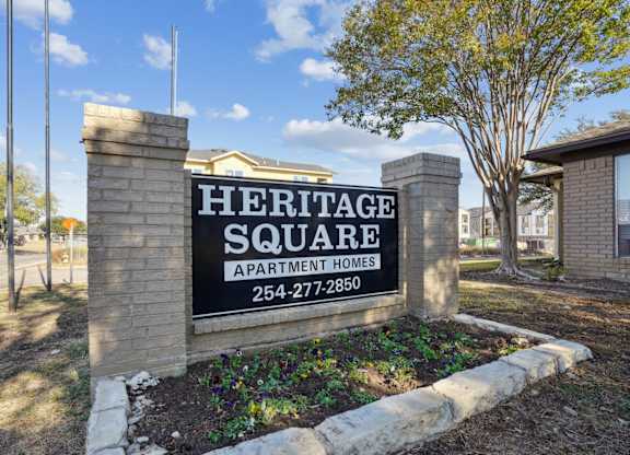Heritage Square Apartments in Waco, Tx Sign