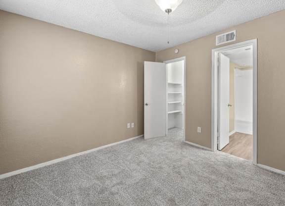 1 Bedroom unit at Hillside Creek in Austin, Tx