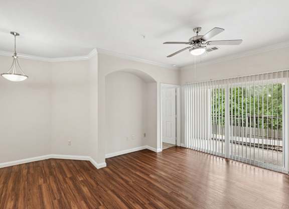 Overlook living room at Hilltops in Conroe, TX