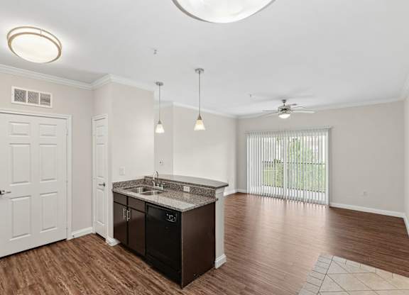 Timbergrove living room at Hilltops in Conroe, TX