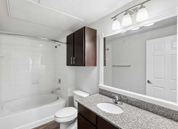 Timbergrove bathroom at Hilltops in Conroe, TX