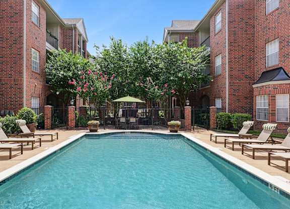Pool at Inverness in Houston, TX