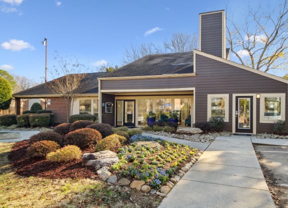 leasing office at Johnston Creek Crossing in Charlotte, NC