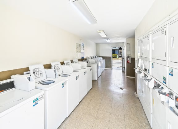 Laundry Room at Davenport Apartments in Dallas, TX