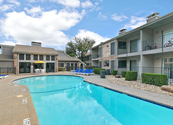 the enclave at homecoming terra vista swimming pool