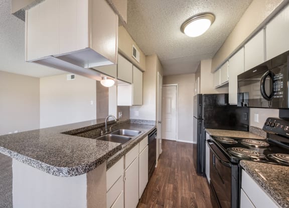 Oakmont: Kitchen, at Westdale Hills, TX
