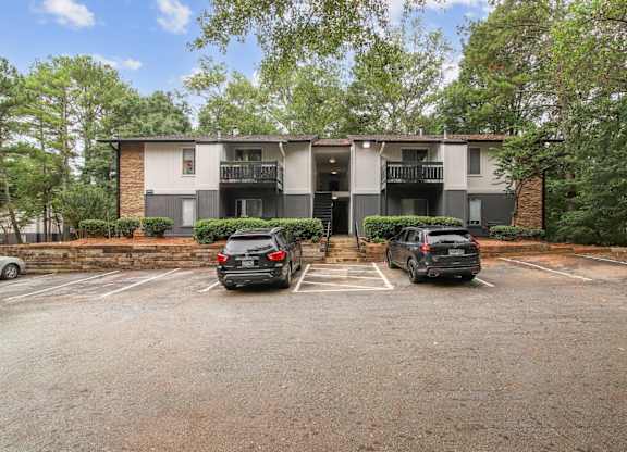 Riverwood Apartments in Roswell, GA Apartment Exterior