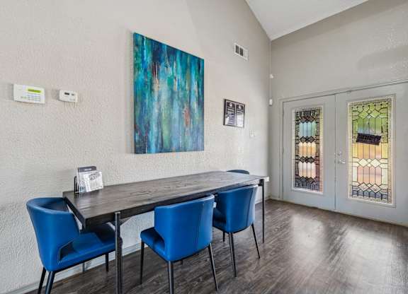 Rustic Oaks Apartments in Wylie, Tx Leasing office