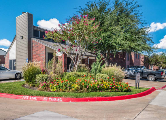 Leasing Office Exterior | Rustic Oaks | Wylie TX