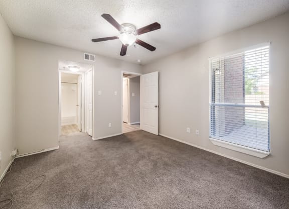 Bedroom| Rustic Oaks | Wylie TX