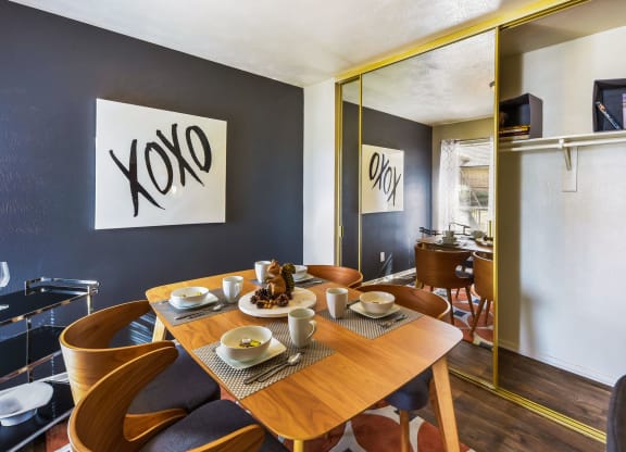 Model Dining Area at The Summit Apartments in Mesquite, Texas, TX
