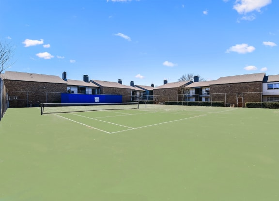 Tennis Court at Davenport Apartments in Dallas, TX