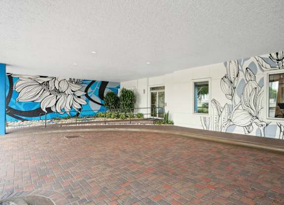 The Grand Upper Kirby Apartments in Houston, TX Front Entrance