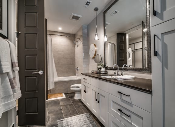 Bathroom With Bathtub at The Hamilton, Dallas, TX