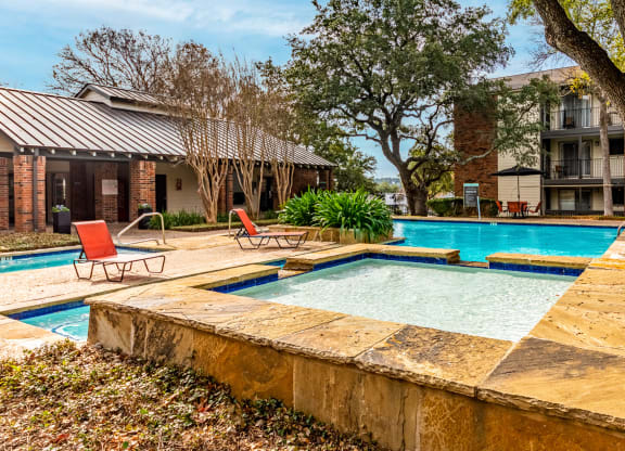 WalnutCreekCrossing-AustinTX-Pool_Area_2(1)