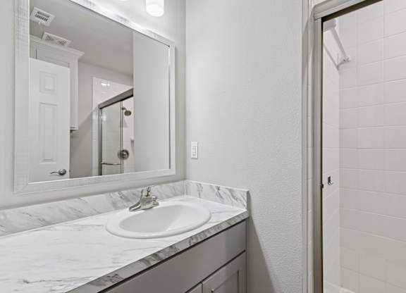Westdale Hills in Hurst TX Muirfield Village bathroom