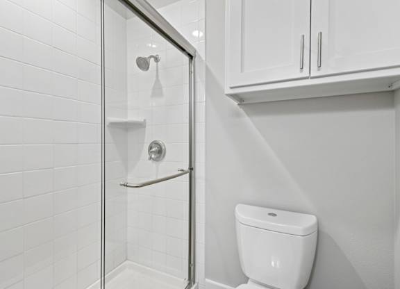 Westdale Hills Muirfield Village in Hurst TX Bathroom