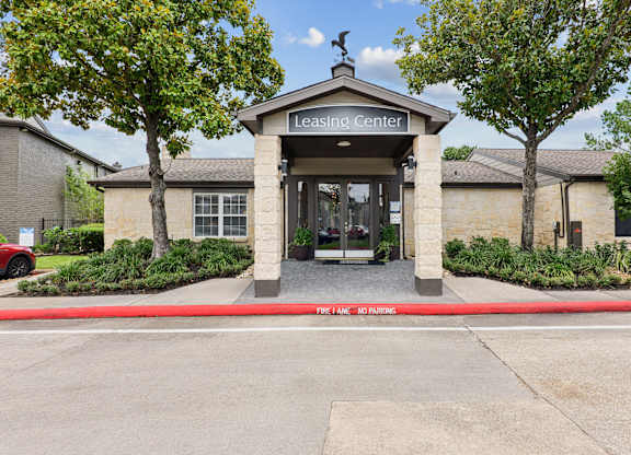 Leasing Office at Willow Brook Crossing in Houston, TX