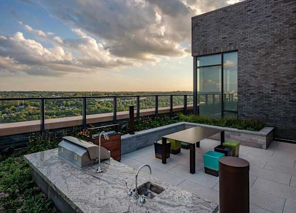 Rooftop Lounge