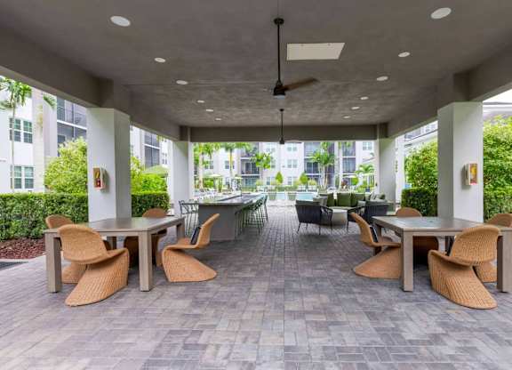 Outdoor Grilling Lounge
