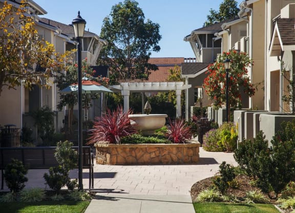 Ventura Apartments- Ralston Courtyards- Water Fountain, Table with Umbrella, and Community Access