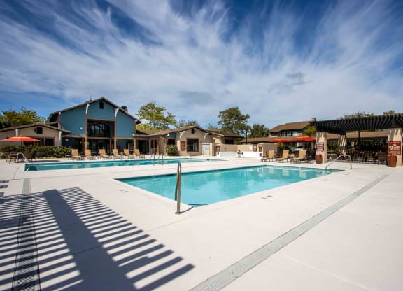 the swimming pool at the apartments for rent