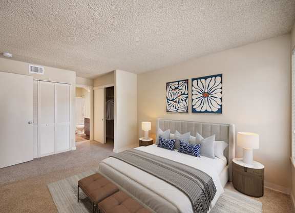Large Bedroom at Fountains of Fair Oaks, California, 95628