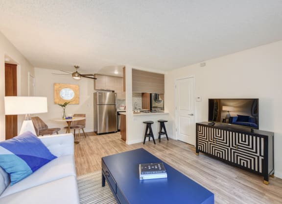 Living Room and Dining Area at Canyon Terrace Apartments, Folsom