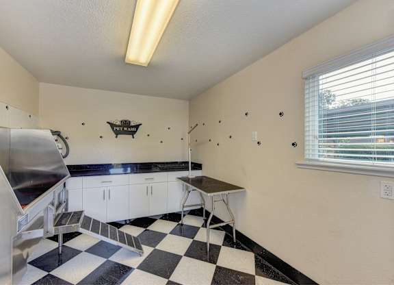 Pet Spa at Hidden Oaks Apartments, Citrus Heights, CA, California