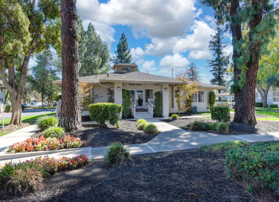 the enclave at homecoming terra vista entrance at Renaissance Park Apartments, Davis