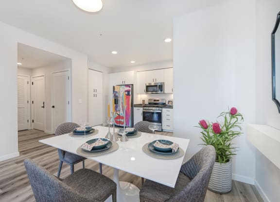 Dining Room at Sierra Gateway Apartments, Rocklin