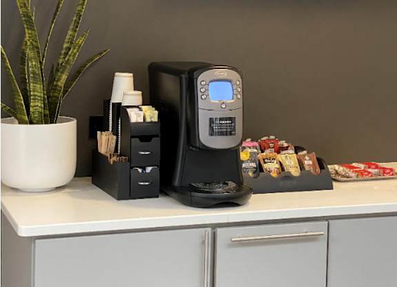 Gourmet Coffee Bar at Lakes of Carmel Apartments, Carmel, IN