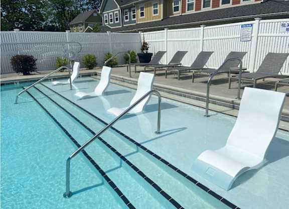 Relax  on Pool Shelf