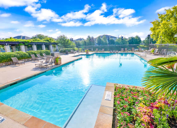 Sparkling swimming pol at Cypress Lake at Stonebriar in Frisco, TX!