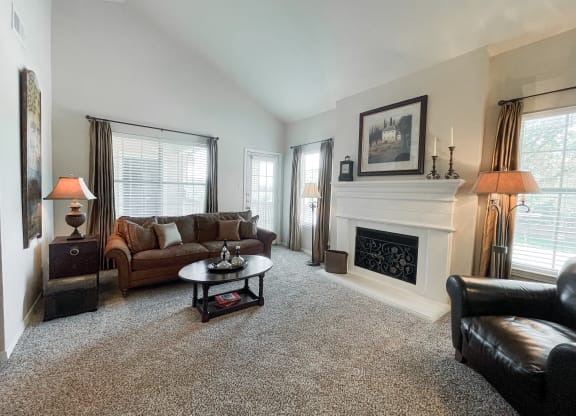 SaddleBrook apartments in Dallas, TX 1,2 & 3 Bedroom Apartment Homes.
