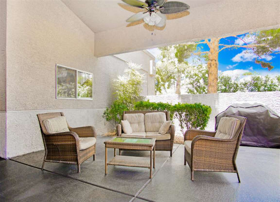 Community patio of Country Club at Valley View Senior Apartments in Las Vegas, NV, For Rent. Now leasing 1 and 2 bedroom apartments.