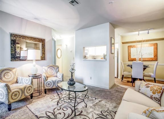 Riverside Park Apartments Tulsa For Rent Living Room