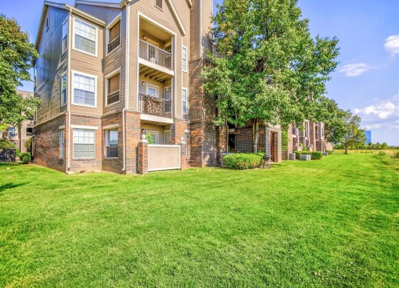 Beautiful landscaping throughout the community. Now leasing 1 & 2 Bedroom Apartment Homes with Appliances Included. Riverside Park Apartments Tulsa, Oklahoma.