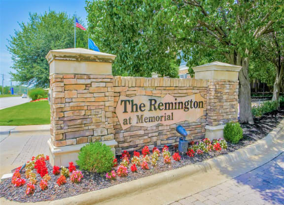 Upscale entrance to The Remington at Memorial in Tulsa, OK, For Rent. Now leasing 1 and 2 bedroom apartments.