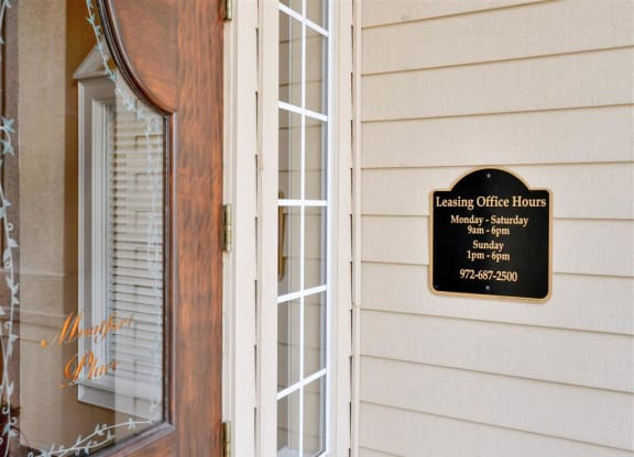 Stop by our leasing office for a tour of Montfort Place in North Dallas, TX, For Rent. Now leasing 1 and 2 bedroom apartments.