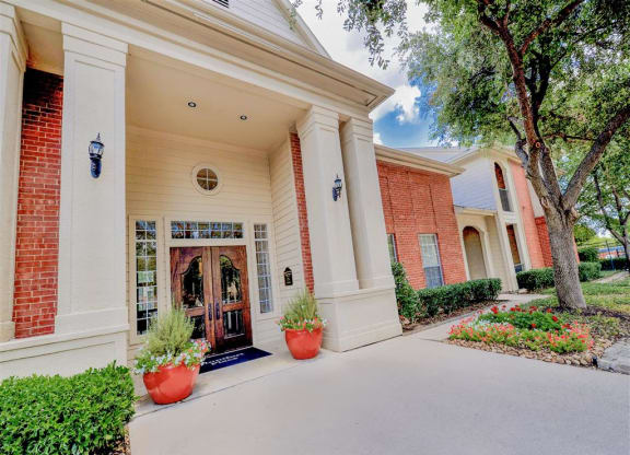 Gated and controlled access to Montfort Place in North Dallas, TX, For Rent. Now leasing 1 and 2 bedroom apartments.