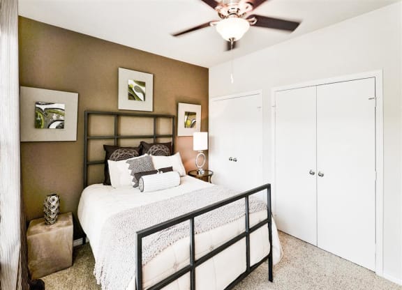 Spacious bedrooms and closets at Mission at La Villita Apartments in Irving, TX offers 1, 2 & 3 bedroom apartment homes with appliances.