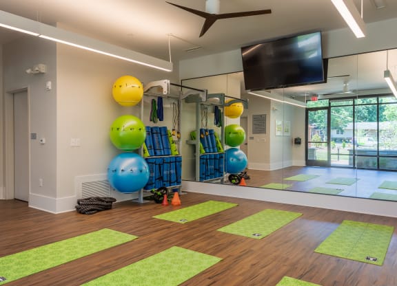 Yoga at Link Apartments® Linden, Chapel Hill