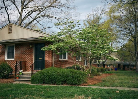 Lush Green Outdoor Spaces at Glen Lennox Apartments, Chapel Hill, North Carolina