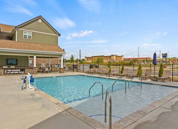 Grande at Geyser Falls Luxury Apartments Pool with ADA Pool Lift