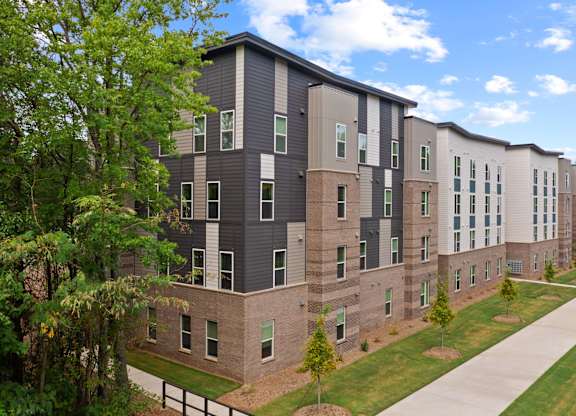 Ovata at Reedy Creek Senior Apartments in Charlotte NC Exterior