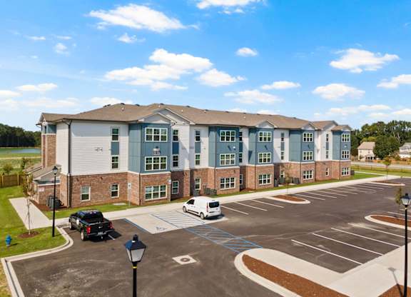 Peaks of Lexington Apartments External Picture from Drone