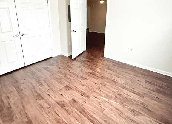 Brookside Gardens room with hardwood floors
