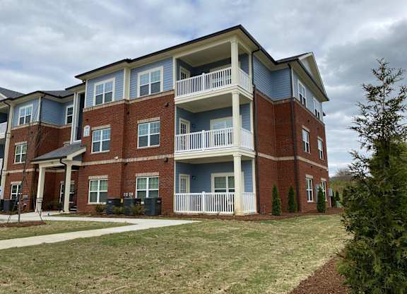 The exterior of Linden Square Apartments, with three stories